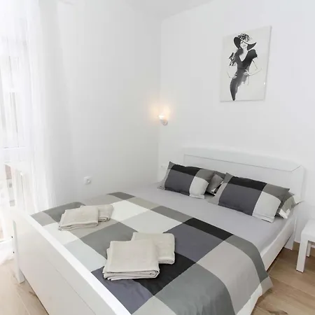 Apartment Ni-ka *
